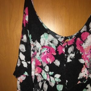 Aeropostale flowery black crop top